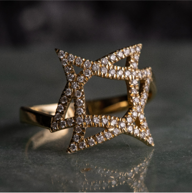 Federman's Star of David ring in gold set with diamonds